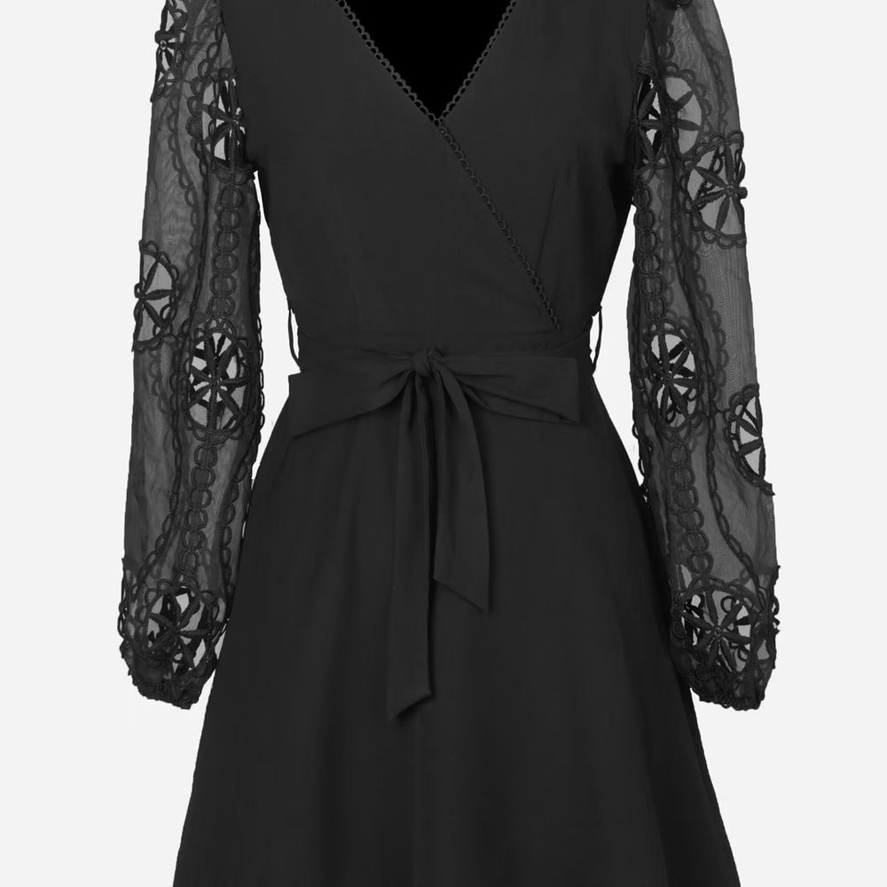 Cupshe Elegant Black Lace Sleeve Dress